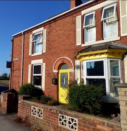 Queen Street, Retford, DN22 5 bed end of terrace house for sale