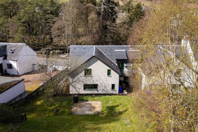 Gray Street, Killin, FK21 4 bed end of terrace house for sale