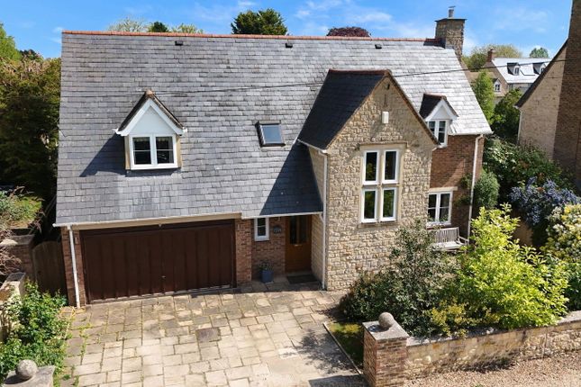 4 bed detached house