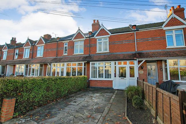 Old Bath Road, Cheltenham GL53 2 bed terraced house for sale