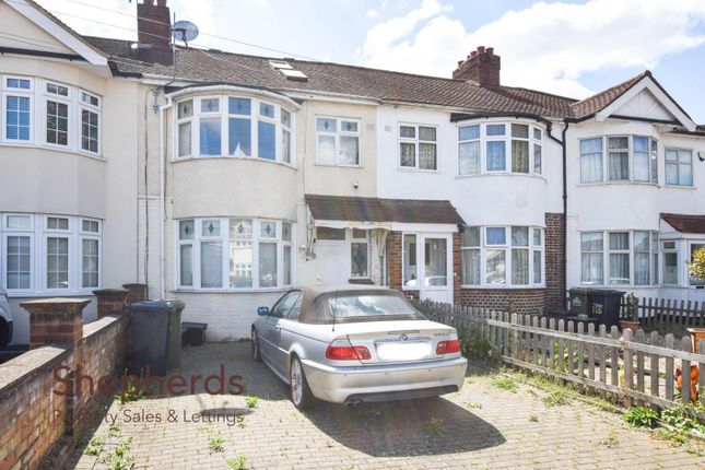 Lodge Crescent, Waltham Cross EN8 4 bed terraced house for sale