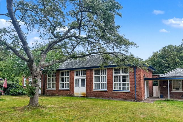 2 bedroom bungalow for sale