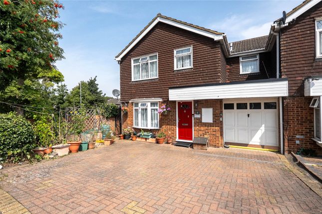 4 bedroom end of terrace house for sale