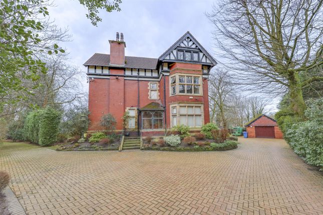 Manchester Road, Castleton, Rochdale 7 bed detached house for sale