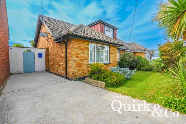 Deepwater Road, Canvey Island, SS8 3 bed semi