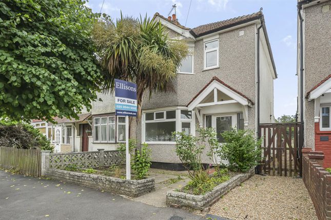 Tennyson Avenue, Motpsur Park KT3 3 bed end of terrace house for sale