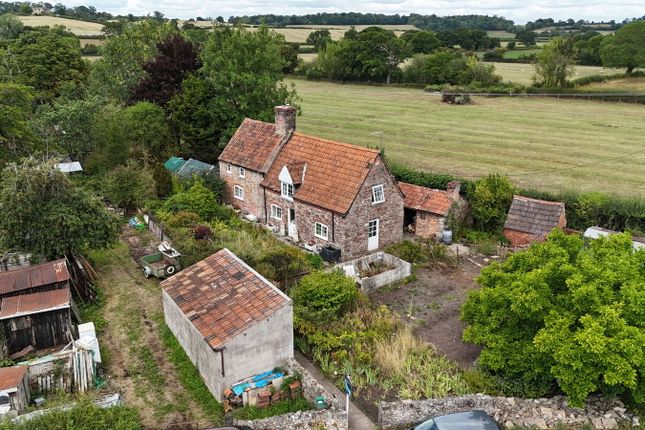 Berkeley GL13 2 bed cottage for sale