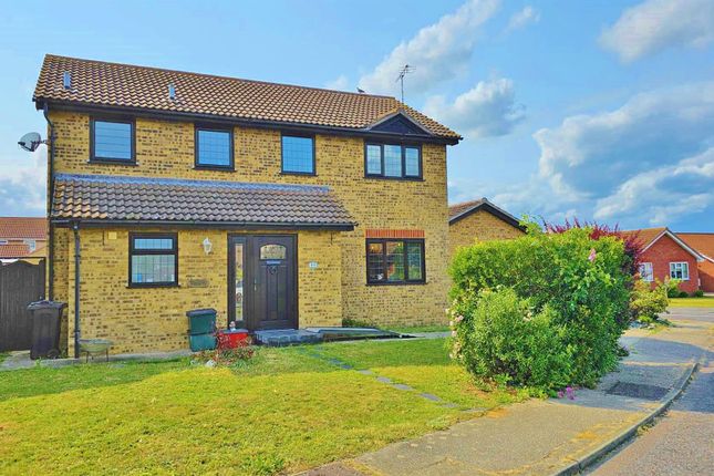 4 bed detached house