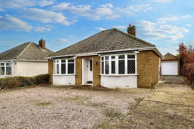 2 bedroom detached bungalow for sale