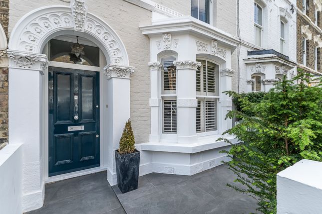 4 bedroom terraced house for sale