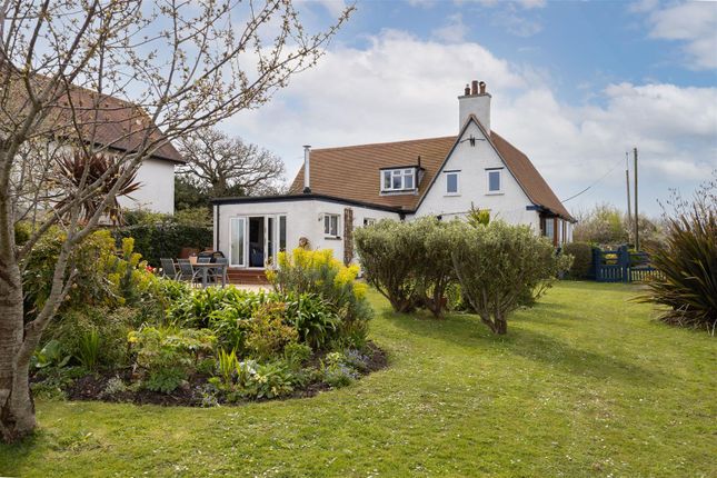 Yarmouth, Isle of Wight 4 bed detached house for sale