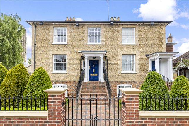 Bury Street, Guildford, Surrey, GU2 Detached house for sale