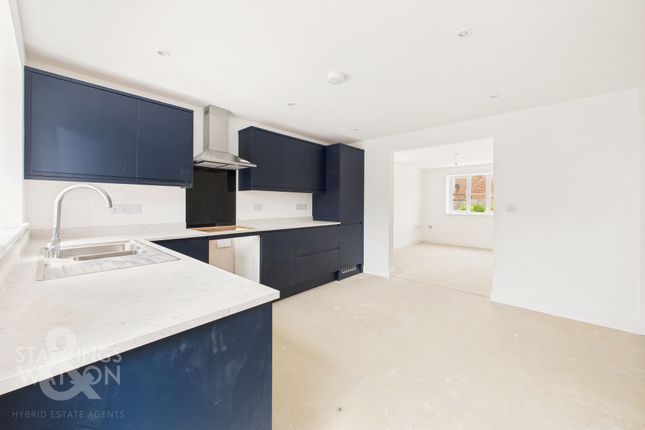Roxbury Drive, East Harling, Norwich 2 bed semi