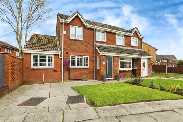 3 bedroom semi-detached house for sale