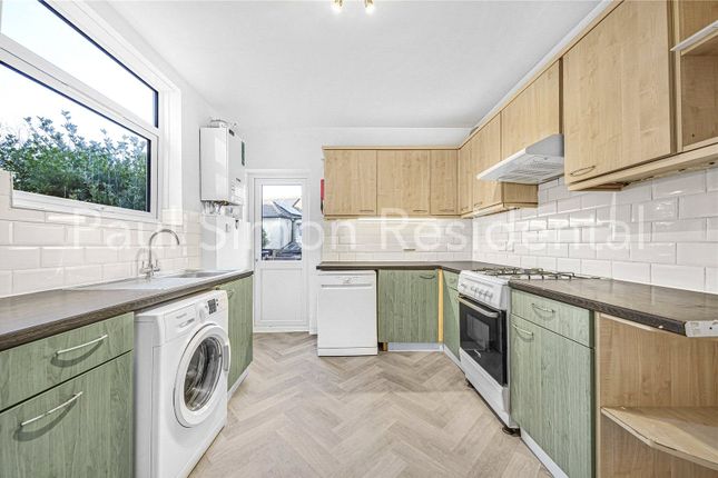 Eade Road, London, N4 4 bed terraced house for sale