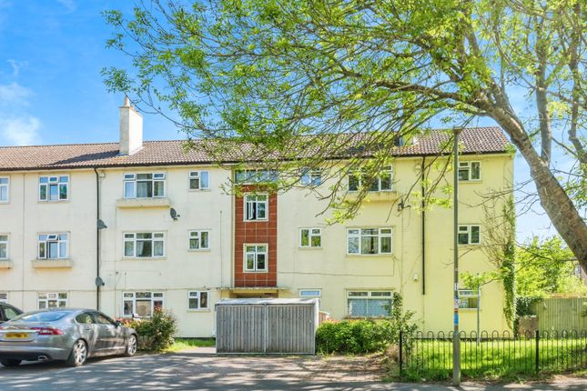 2 bedroom ground floor flat for sale