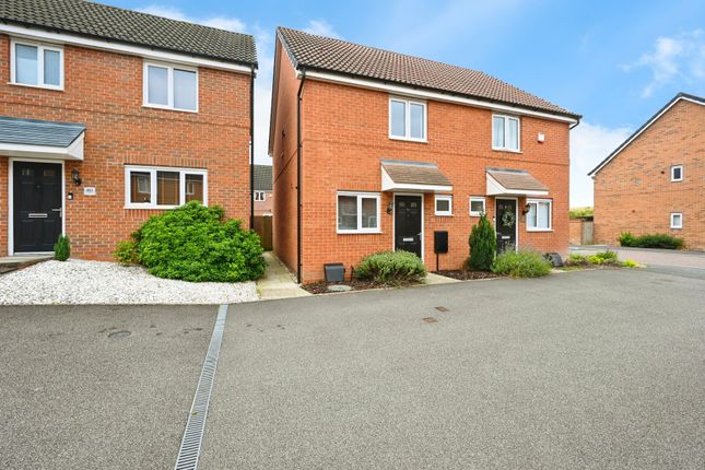 2 bedroom semi-detached house for sale