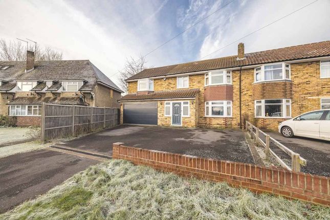 Pinewood Green, Iver Heath SL0 4 bed semi