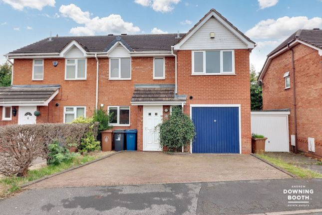 Flinn Close, Lichfield WS14 3 bed semi