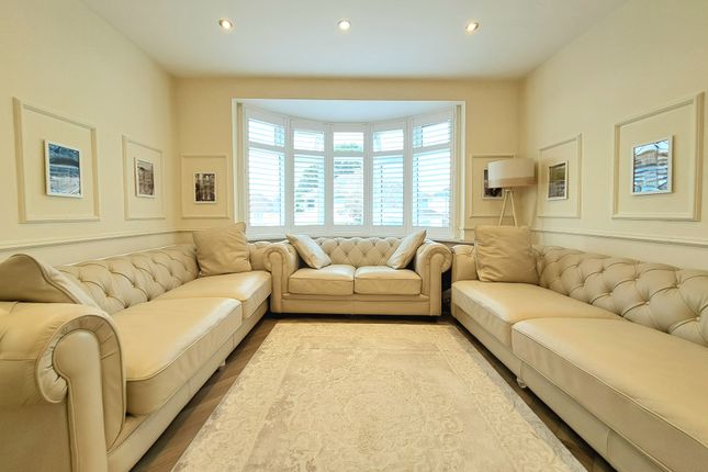 3 bed semi-detached house