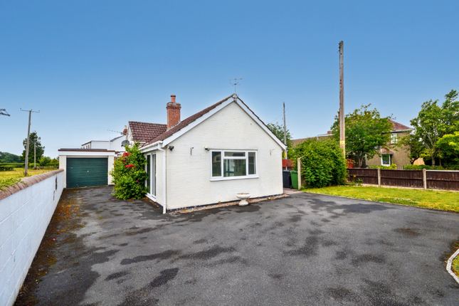 Stretton Sugwas, Hereford HR4 3 bed detached bungalow for sale