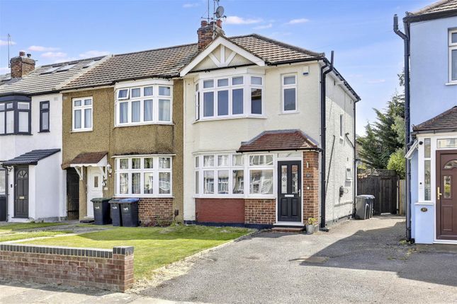Sandringham Close, Enfield 3 bed house for sale