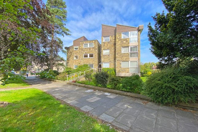 Oak Lodge, Victoria Avenue, Harrogate 2 bed flat for sale