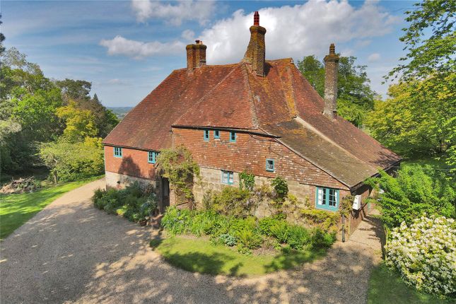 Ewhurst Green, East Sussex, TN32 6 bed detached house for sale