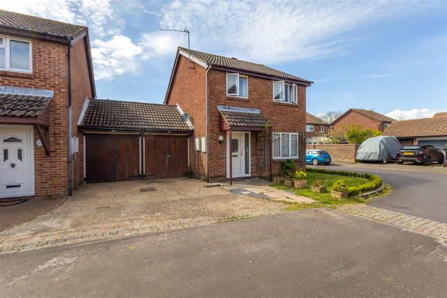 Kestrel Close, Fareham PO14 3 bed detached house for sale