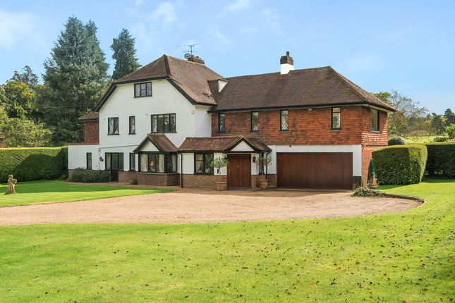 6 bedroom detached house for sale
