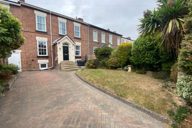 4 bedroom town house for sale