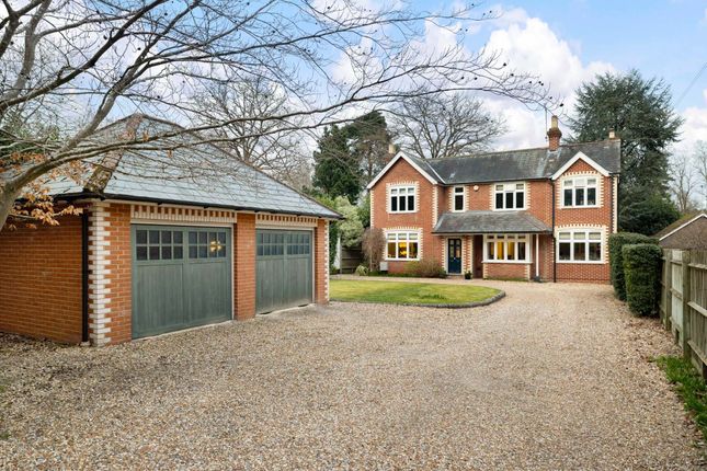 Lower Wokingham Road, Crowthorne RG45 5 bed detached house for sale