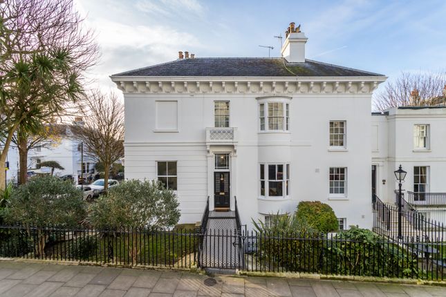 5 bedroom house for sale