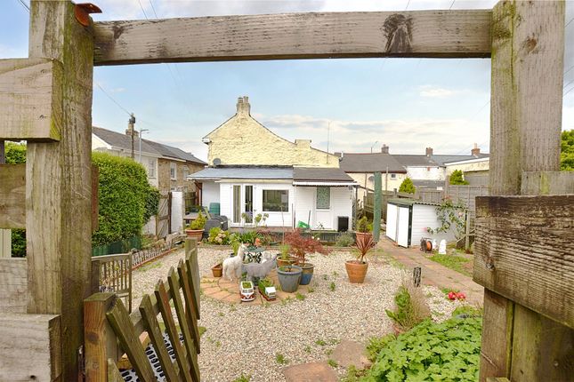 4 bedroom end of terrace house for sale