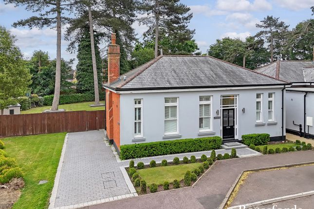 Kensington Way, Brentwood, CM14 3 bed bungalow for sale