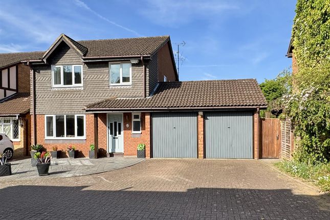 The Magpies, Luton, LU2 7XT 4 bed detached house for sale