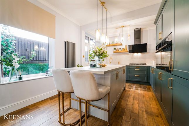 4 bedroom terraced house for sale