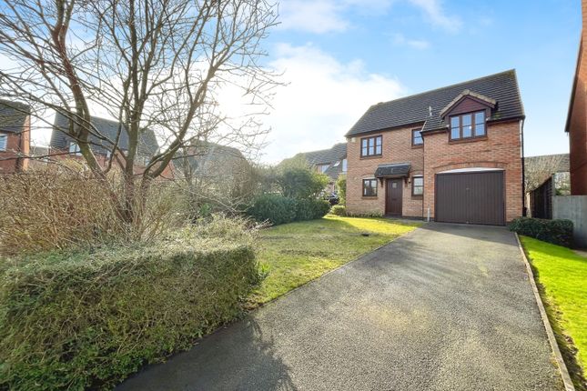 4 bed detached house