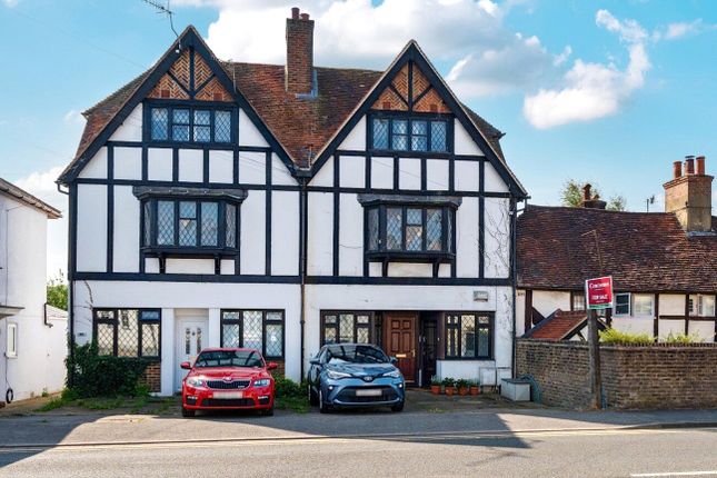 Meadrow, Godalming, GU7 2 bed maisonette for sale