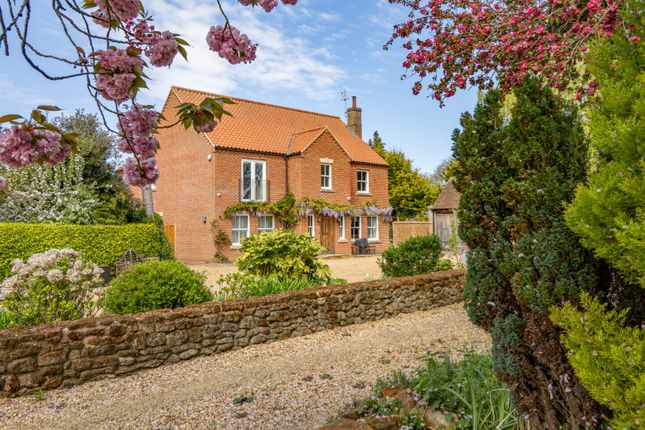 Mill Gardens, Snettisham 4 bed detached house for sale