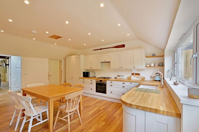 Fore Street, Truro TR2 2 bed terraced house for sale