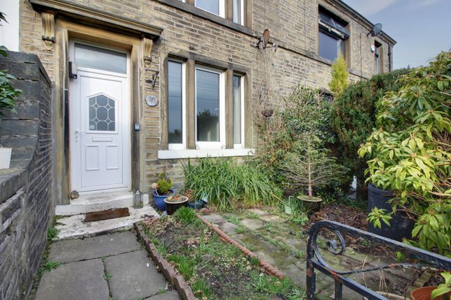 Warley Town Lane, Warley 2 bed terraced house for sale