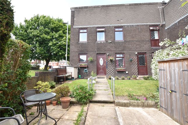 3 bed end terrace house