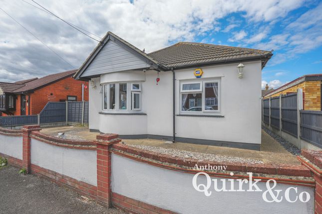 Maurice Road, Canvey Island, SS8 2 bed bungalow for sale