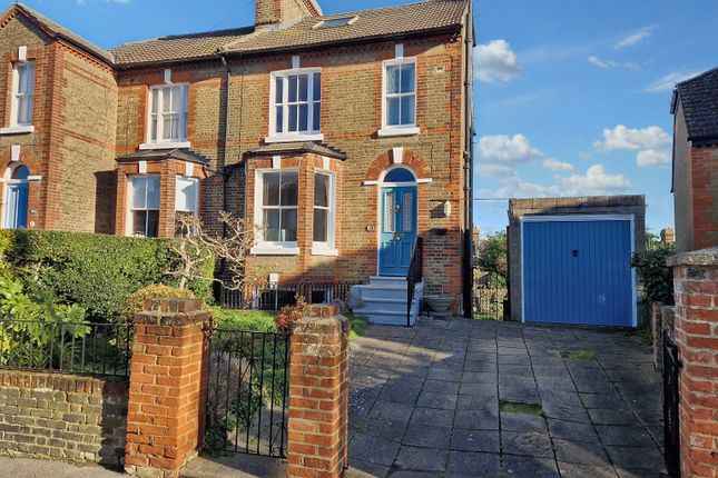 4 bedroom semi-detached house for sale