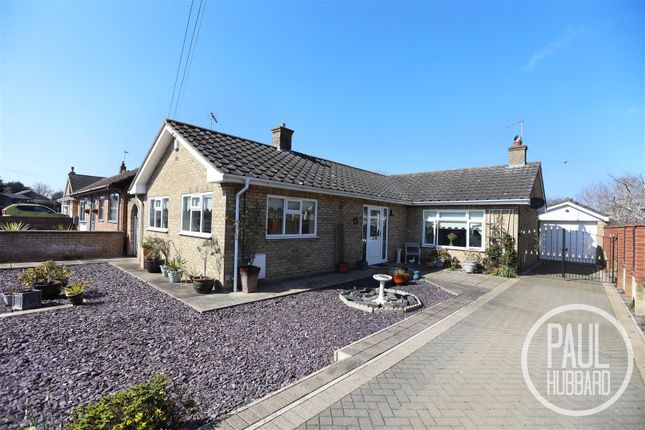 Fairfield Drive, Lowestoft 2 bed detached bungalow for sale