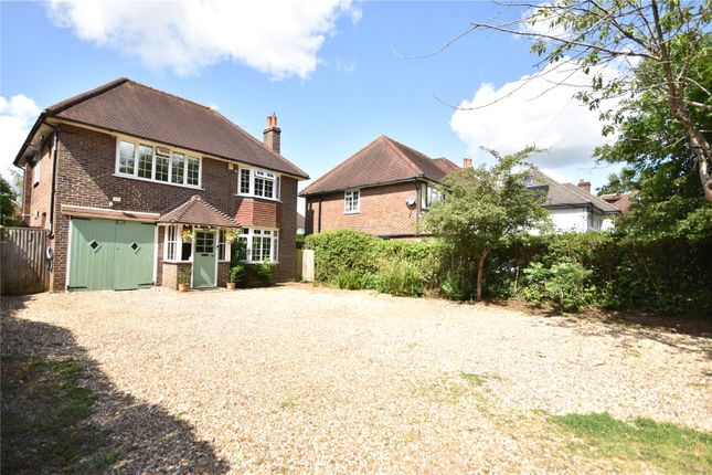 Horley, Surrey, RH6 4 bed detached house for sale
