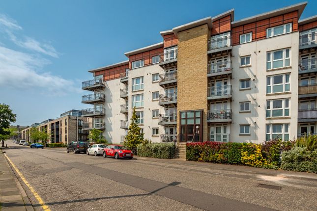 25/14 Brunswick Road, Edinburgh, EH7 2 bed flat for sale