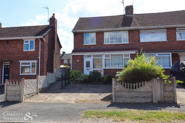 3 bedroom semi-detached house for sale