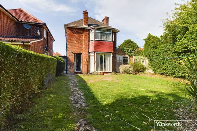 Beverley Drive, Middlesex HA8 3 bed detached house for sale